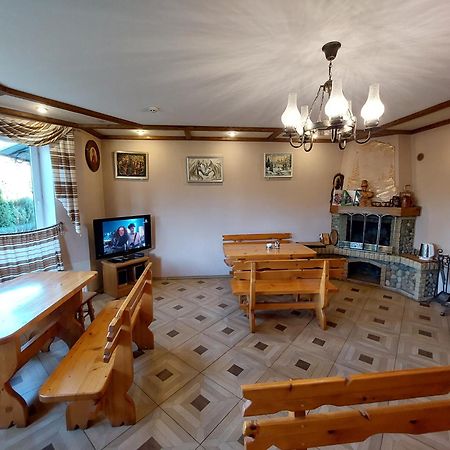 Артгір Гостинний Двір Hotel Mykulychyn Buitenkant foto