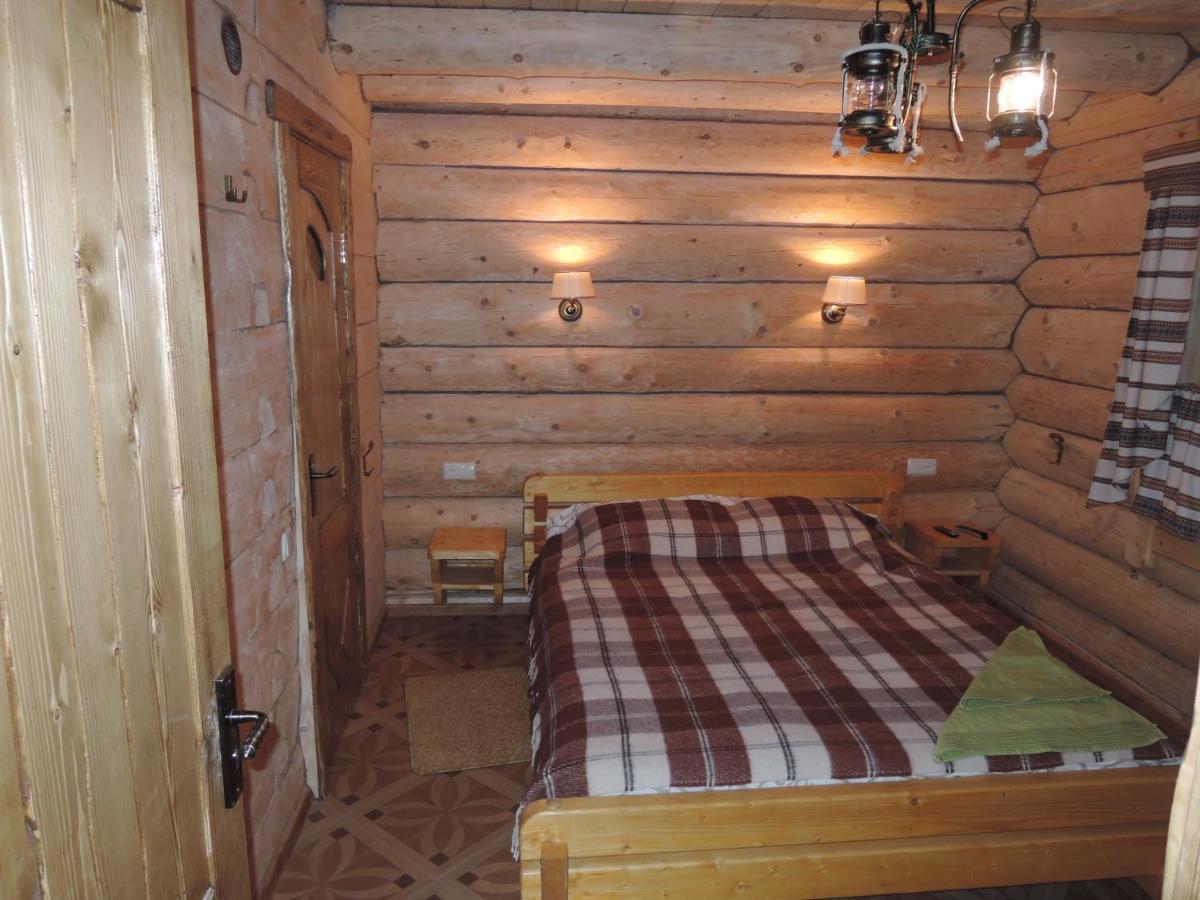 Артгір Гостинний Двір Hotel Mykulychyn Buitenkant foto