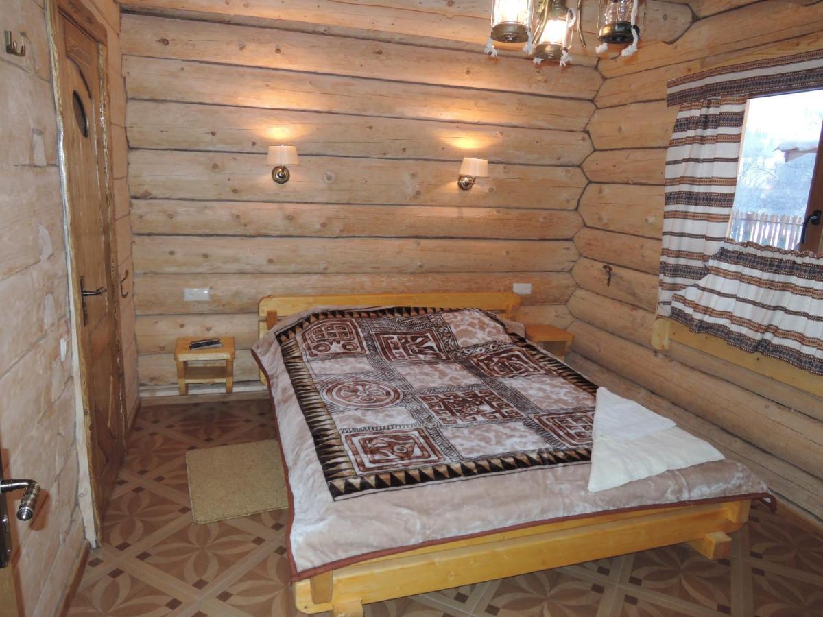 Артгір Гостинний Двір Hotel Mykulychyn Buitenkant foto