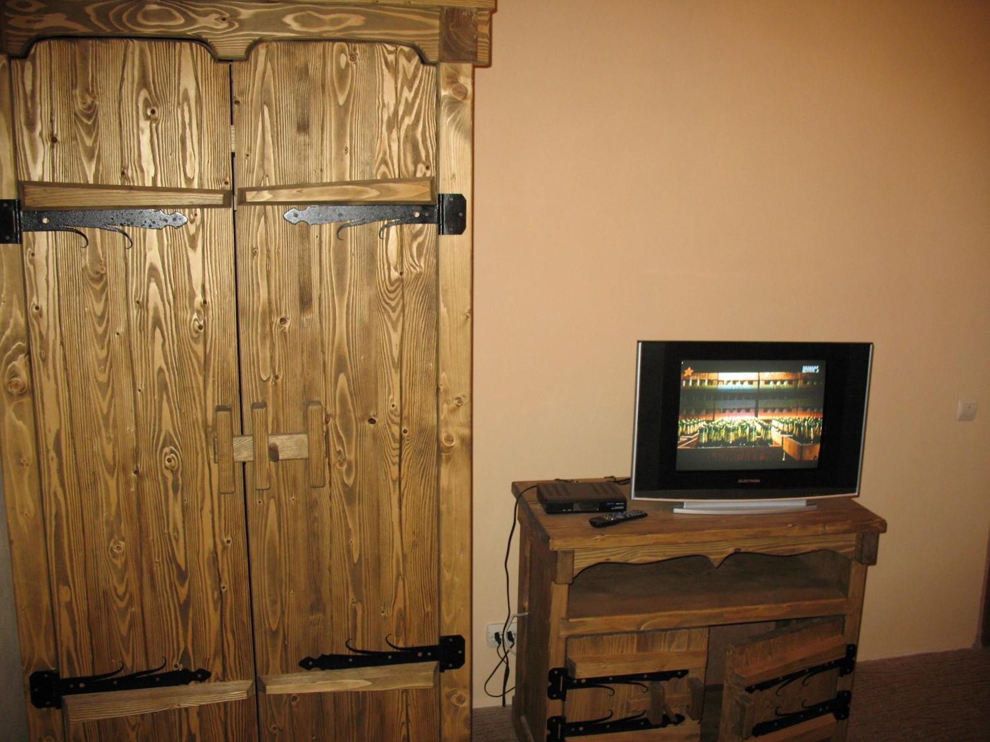 Артгір Гостинний Двір Hotel Mykulychyn Kamer foto