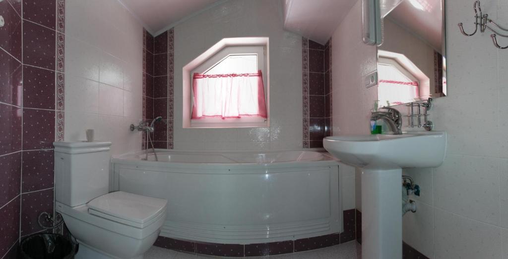 Артгір Гостинний Двір Hotel Mykulychyn Buitenkant foto